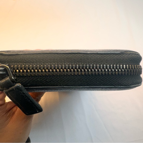 Prada wallet - Picture 7 of 9